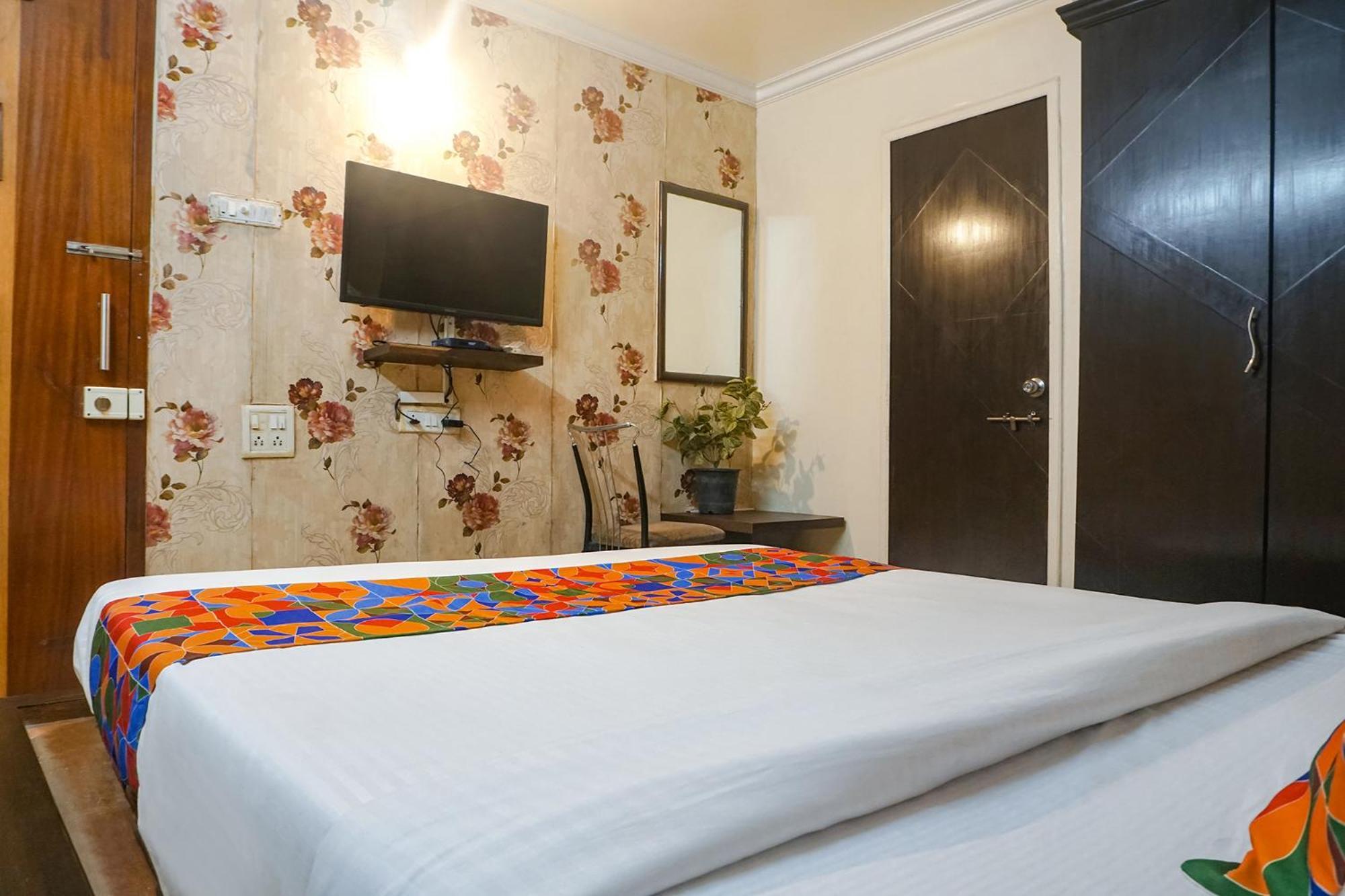 Fabhotel Galaxy Residency Pune Exterior photo